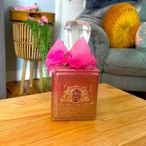 Full bottle of viva La juicy rose perfume exclusive edition